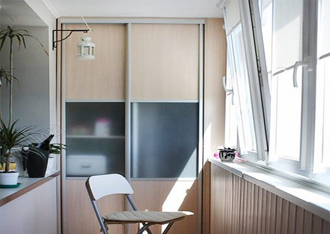 Шкафы на балкон в Минске