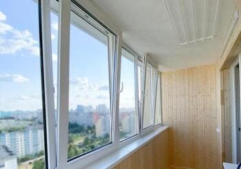 Отделка лоджий вагонкой в Минске